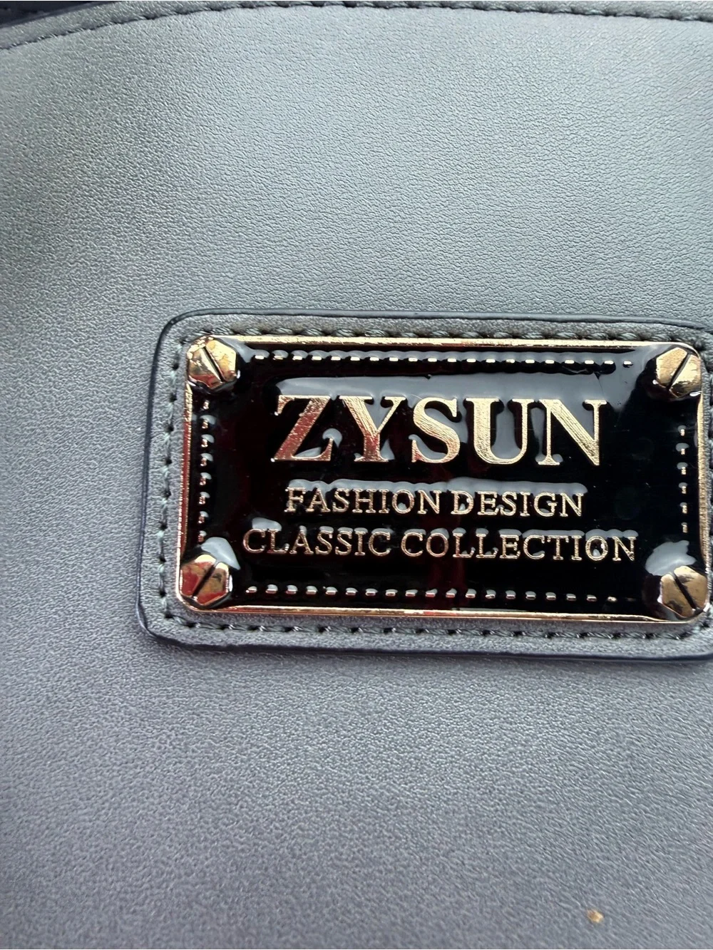 Title: ZYSUN Gray Large Travel Tote Bag Shoulder Carryall Zip Top 18x13